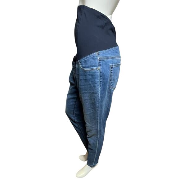 Isabel Maternity Jegging Medium Wash Denim Jeans by Ingrid & Isabel Size 8/29R - Picture 4 of 13